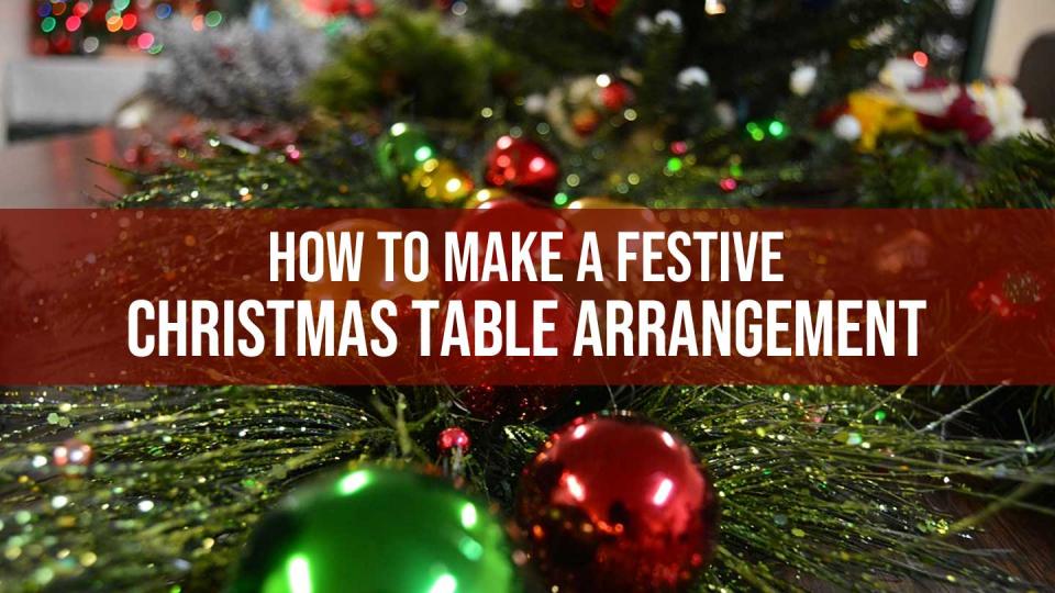 christmas table arrangement