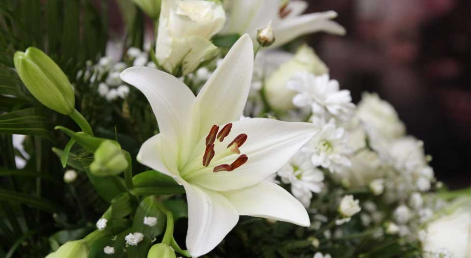 lily wedding bouquet
