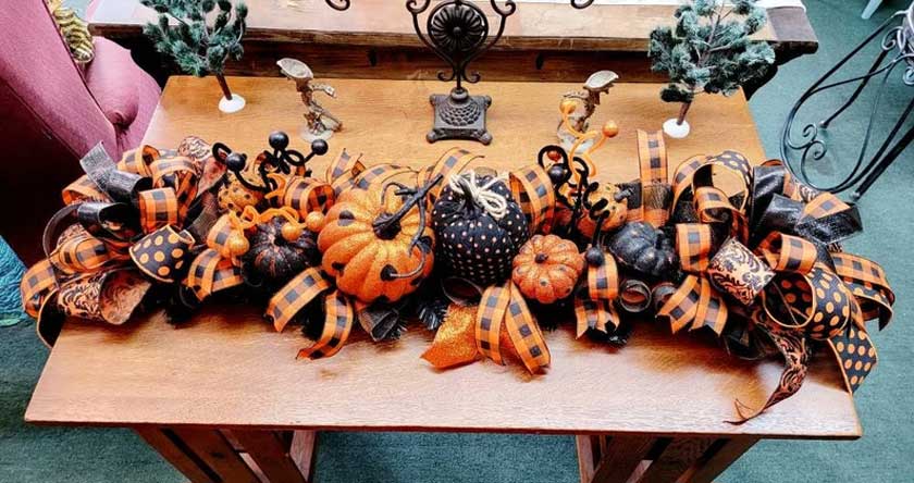 halloween party centerpiece