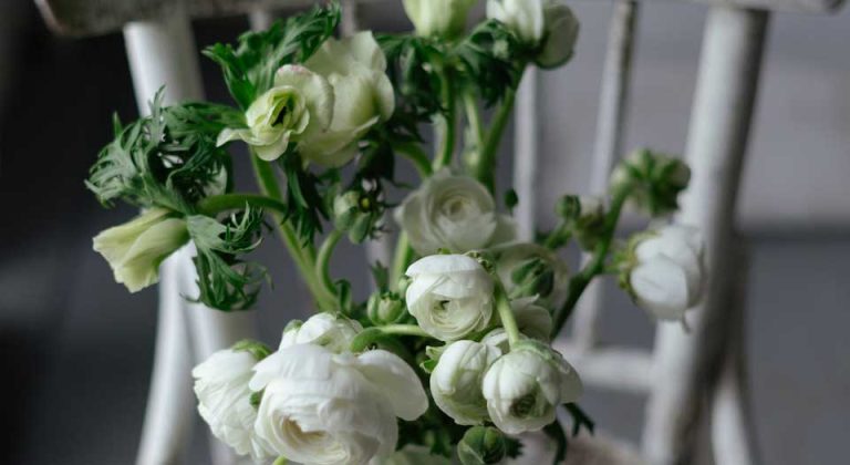 white farmhouse flower arrangement