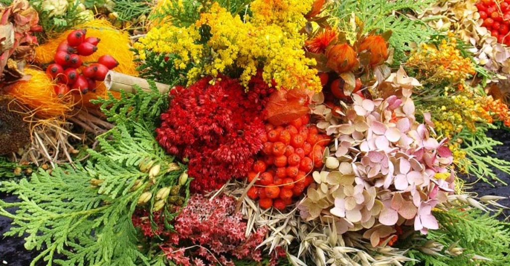 fall floral arrangement