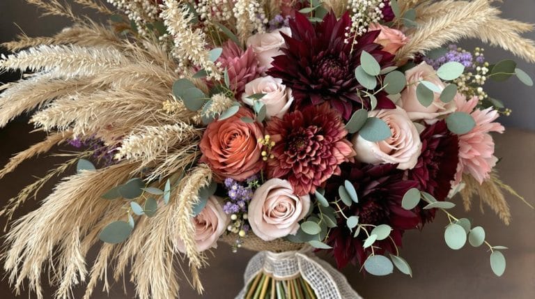 bohemian rustic wedding bouquets