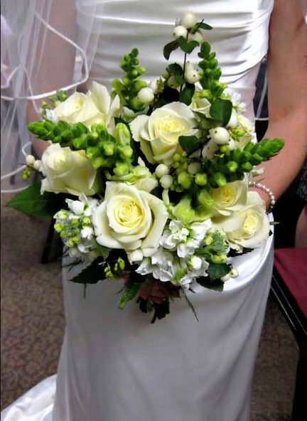 milwaukee wedding florist bridal  bouquet